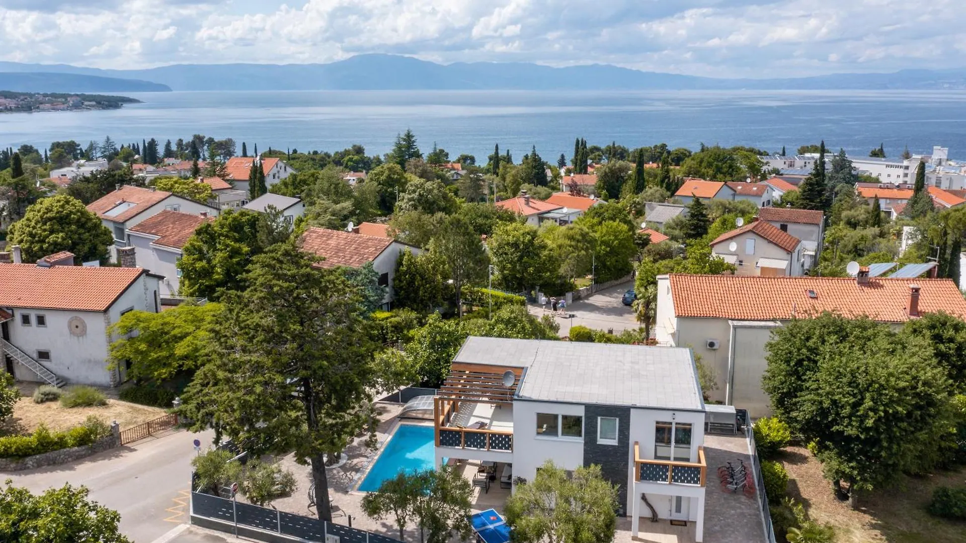 Villa Novum Malinska 0*,  Croatia